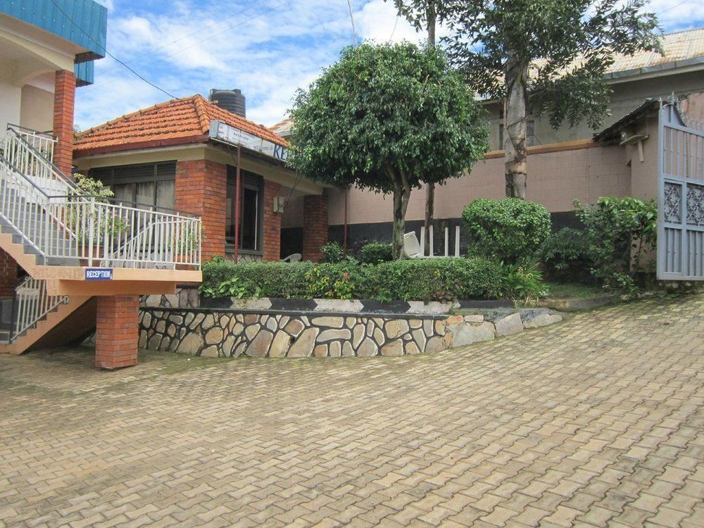 Lyamutundwe Keba Inn מראה חיצוני תמונה