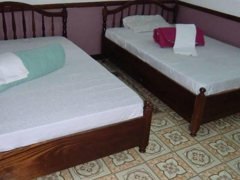 Lyamutundwe Keba Inn מראה חיצוני תמונה
