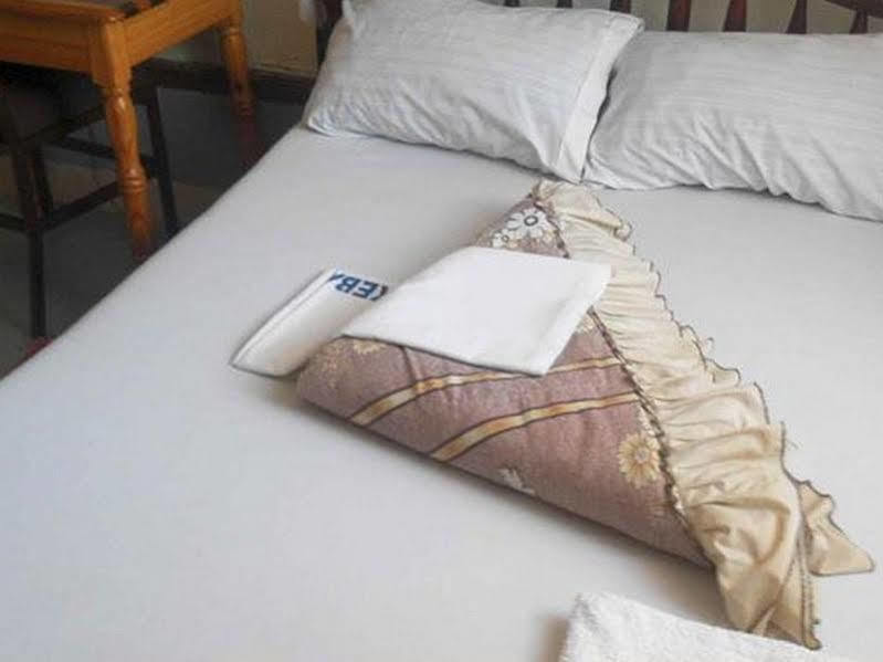 Lyamutundwe Keba Inn מראה חיצוני תמונה